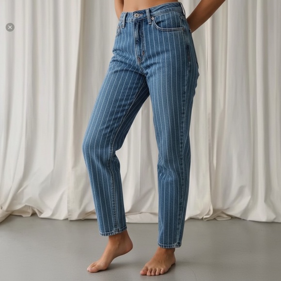 American Eagle Outfitters Denim - American eagle mom jeans size 0 striped blue and white